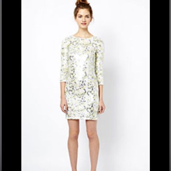 French Connection -  Dress in Animal Wave Sequin Sz 4 White Multi - Picture 3 of 11